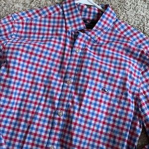 Men’s Vineyard Vines Button up shirt